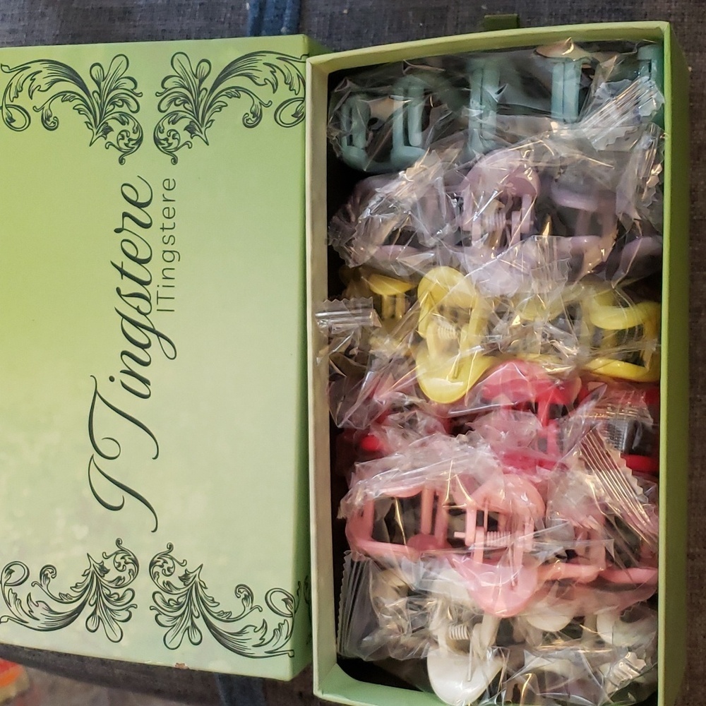 ITingstere Y2K Squiggle 6 Pack Hair Claws Pearl/Purple/Pink/Yellow/Blue/Red